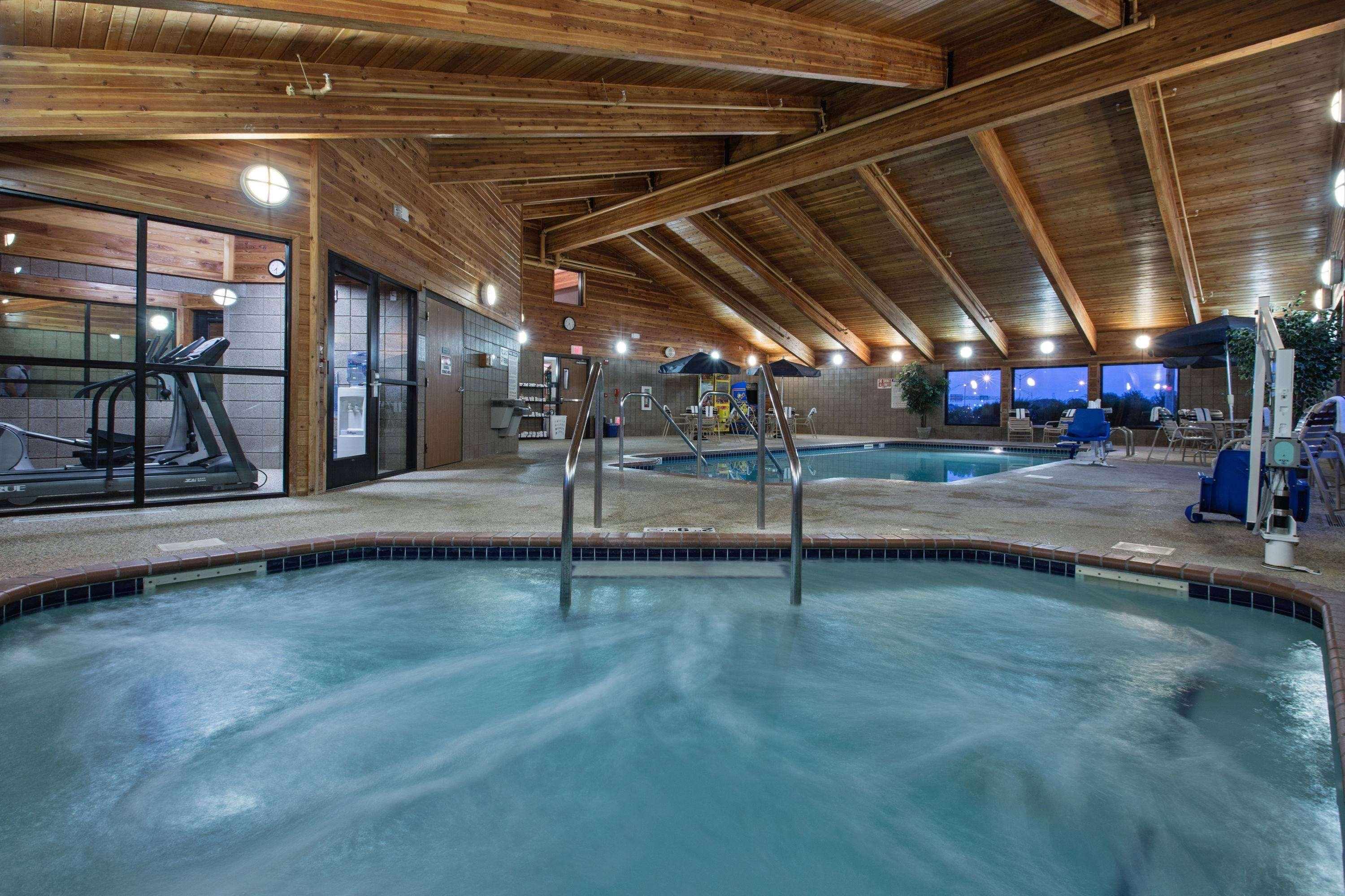 Americinn By Wyndham Fort Dodge Eksteriør billede